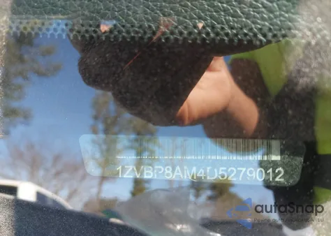 2013 Ford Mustang V6 z USA, uszkodzony, nr VIN 1ZVBP8AM4D5279012